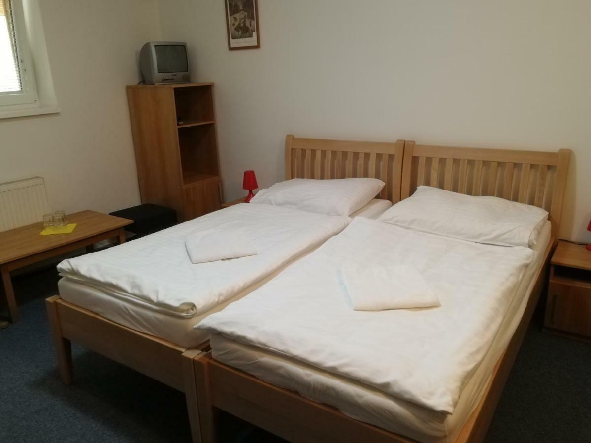 Penzion ZOO Pod Hrešnou Kavecany Esterno foto
